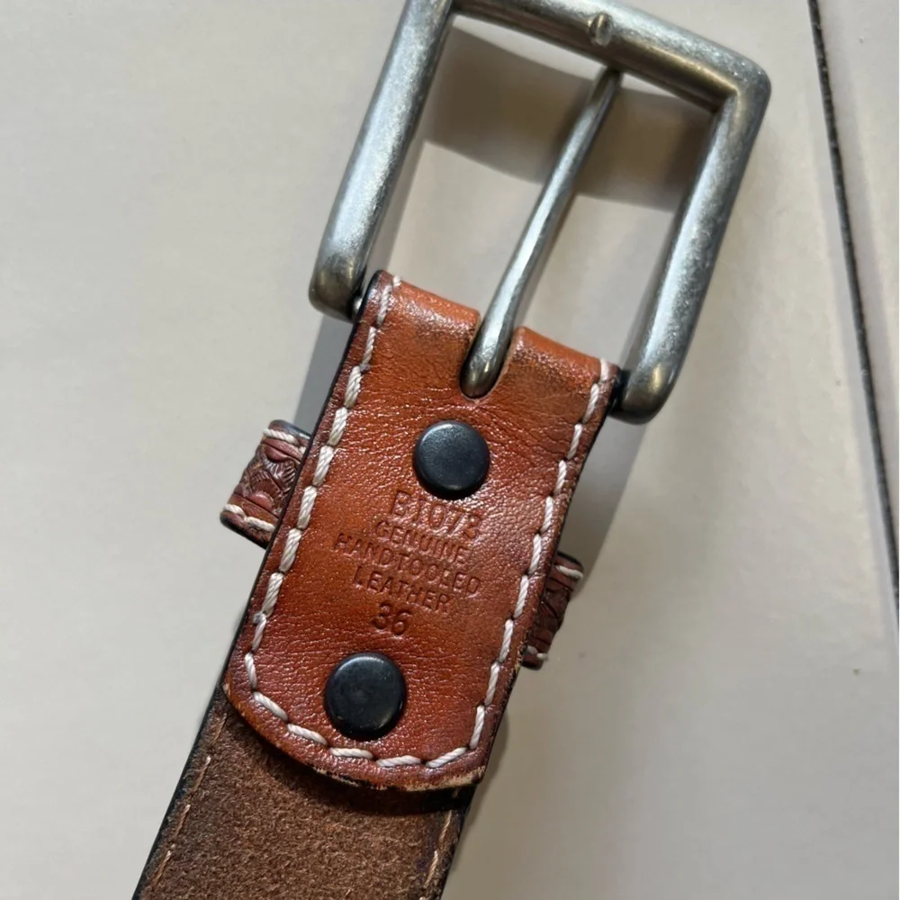 Badger Cowhide Belt